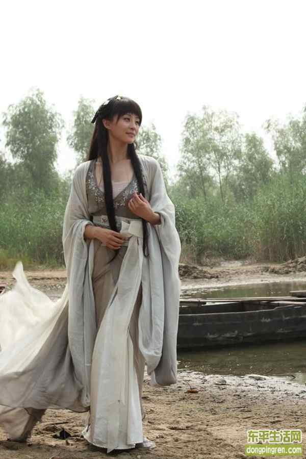 谢霆锋、蔡卓妍在咱东平拍《仙剑奇缘》 最新