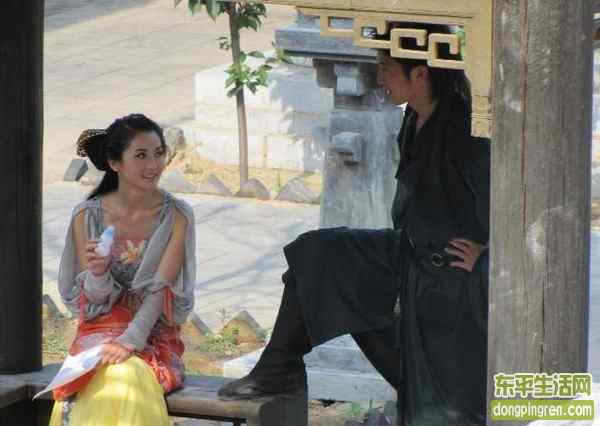 谢霆锋、蔡卓妍在咱东平拍《仙剑奇缘》 最新