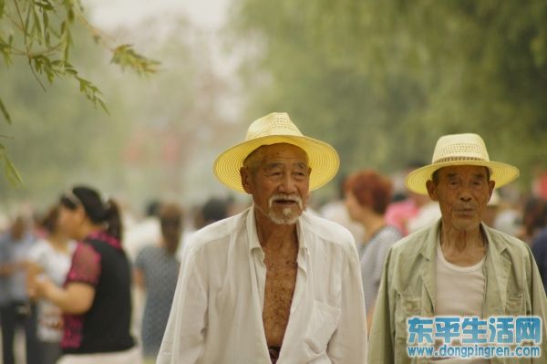走！咱老汉也去助威去
