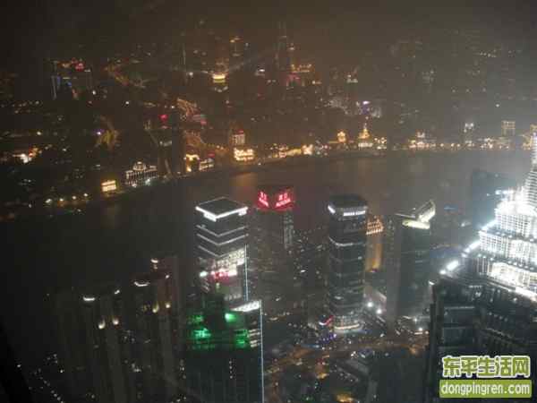 400米高空看下去的夜上海17.jpg