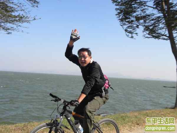 还打招呼呢，累的轻。呵呵