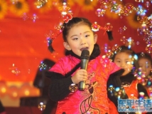小太阳艺术学校元旦演出！好可爱的小孩子们！！！
